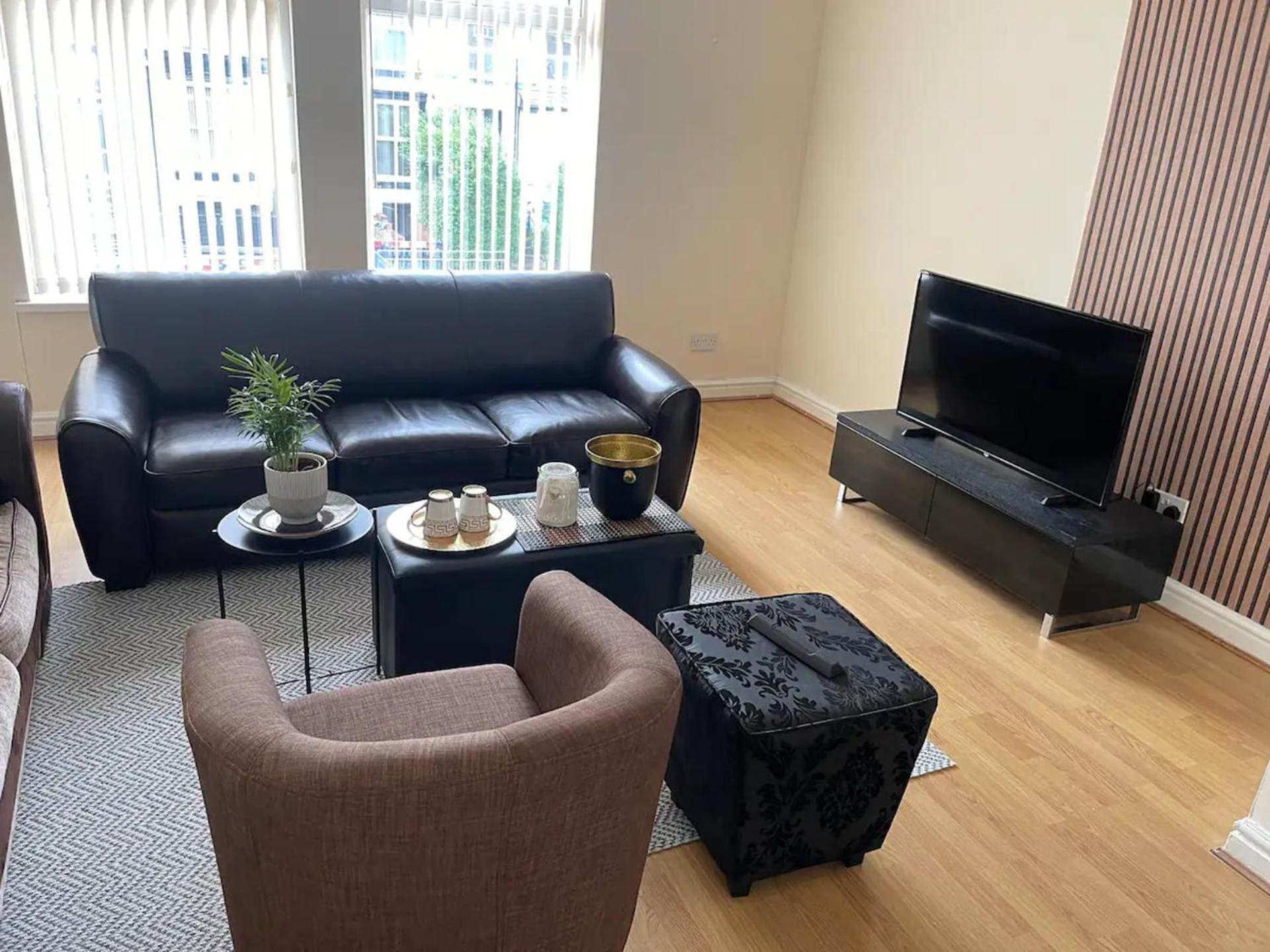2-Bed Apartment - Sleeps 4 - Street Parking - Wifi Mánchester Exterior foto